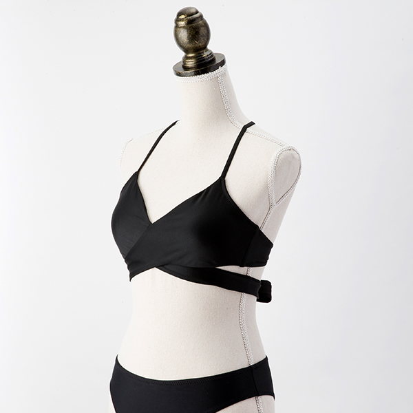 Back ribbon bikini Black | Nicole Ishida | A!SMART