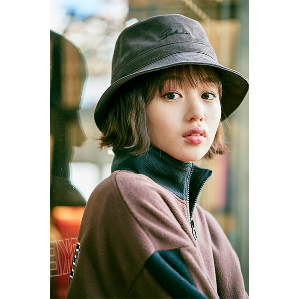 Sakura Fujiwara×CA4LA Bucket hat[Charcoal gray] | 藤原さくら | A!SMART