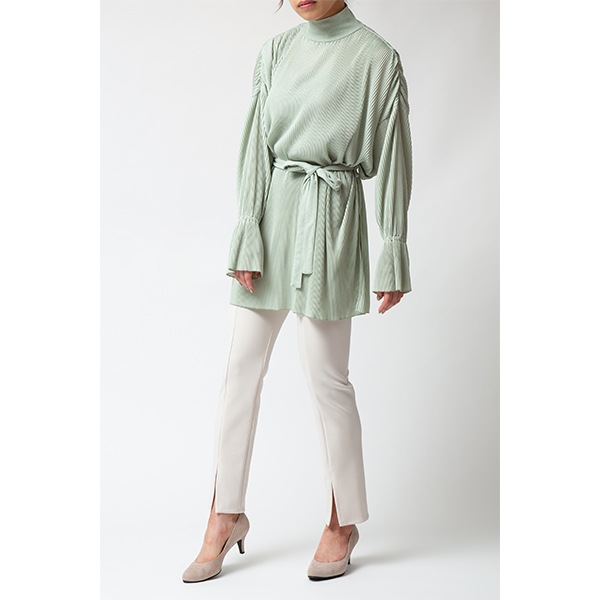 【新品】Perfume Closet SIDE PLEATS PULLOVER 新品】Perfume Closet SIDE PLEATS PULLOVER - メルカリ