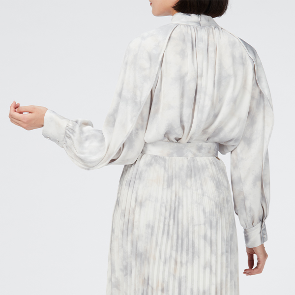Perfume closet Flow ブラウス/ Gray Layered Sleeve Blouse / Inspired by Flow / Gray | Perfume Closet