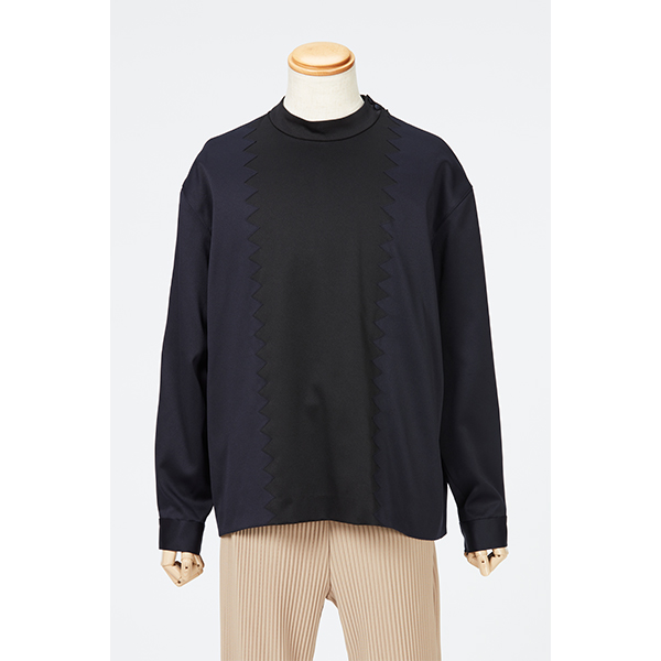 Pullover / Inspired by Spinning World / Black | Perfume Closet | A