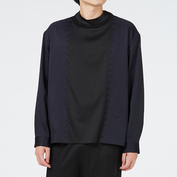 Pullover / Inspired by Spinning World / Black | Perfume Closet | A