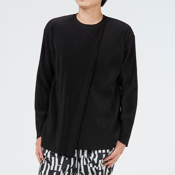 Layered Pleats Pullover / Black | Perfume Closet | A!SMART