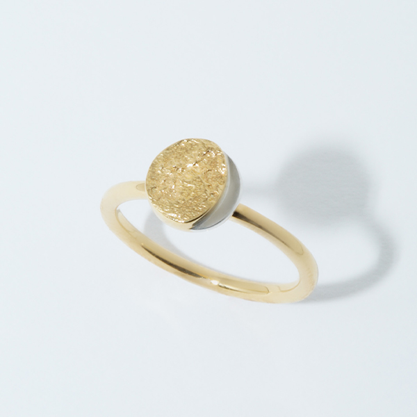 Moon Shape by 2005 09 21 Pinky Ring / Mix | Perfume Closet | A!SMART