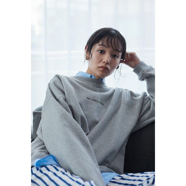 Tiny Jungle Records Sweatshirt | 藤原さくら | A!SMART
