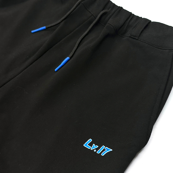 スウェットセットアップ | 鈴木愛奈 | A!SMART