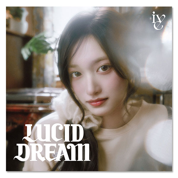 IVE JAPAN 4th EP『LUCID DREAM』メンバーソロジャケット盤 (LEESEO ver.)